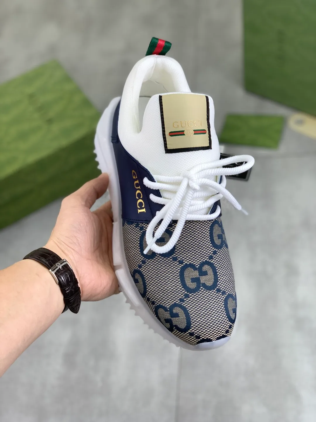 Men's shoes 💰P460💰[New style]🆘 Gucci [GUCCI] classic fashion high-top men's shoes, synchronized with counters, exquisite workmanship, exquisite color matching, the upper is made of original soft double G calfskin Gucci webbing ➕ first-layer pigskin lining ➕ pigskin feet The lasts made according to the original version are quite attractive both on the foot and in the placement. There is no need to explain the good style, the workmanship is superior, quality determines everything, absolutely versatile, code number: 38-44, 2️⃣colors🉑️ to choose from